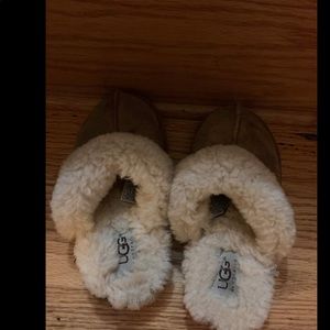 UGGs for kids, slippers